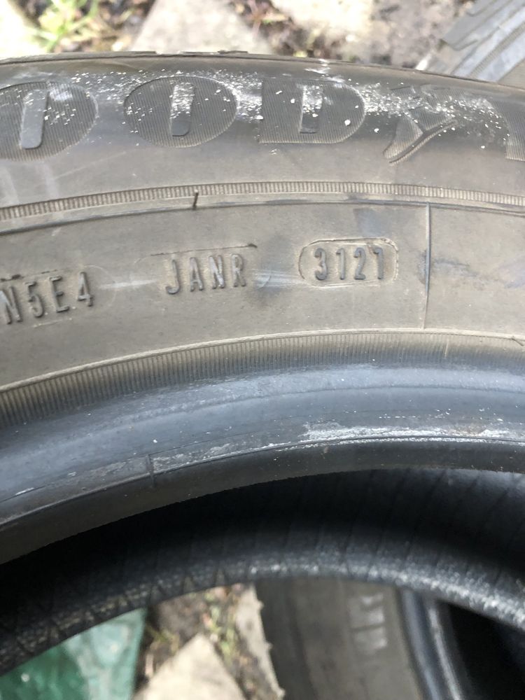 Goodyear UltraGrip Performance+ SUV 225/60/18 104V