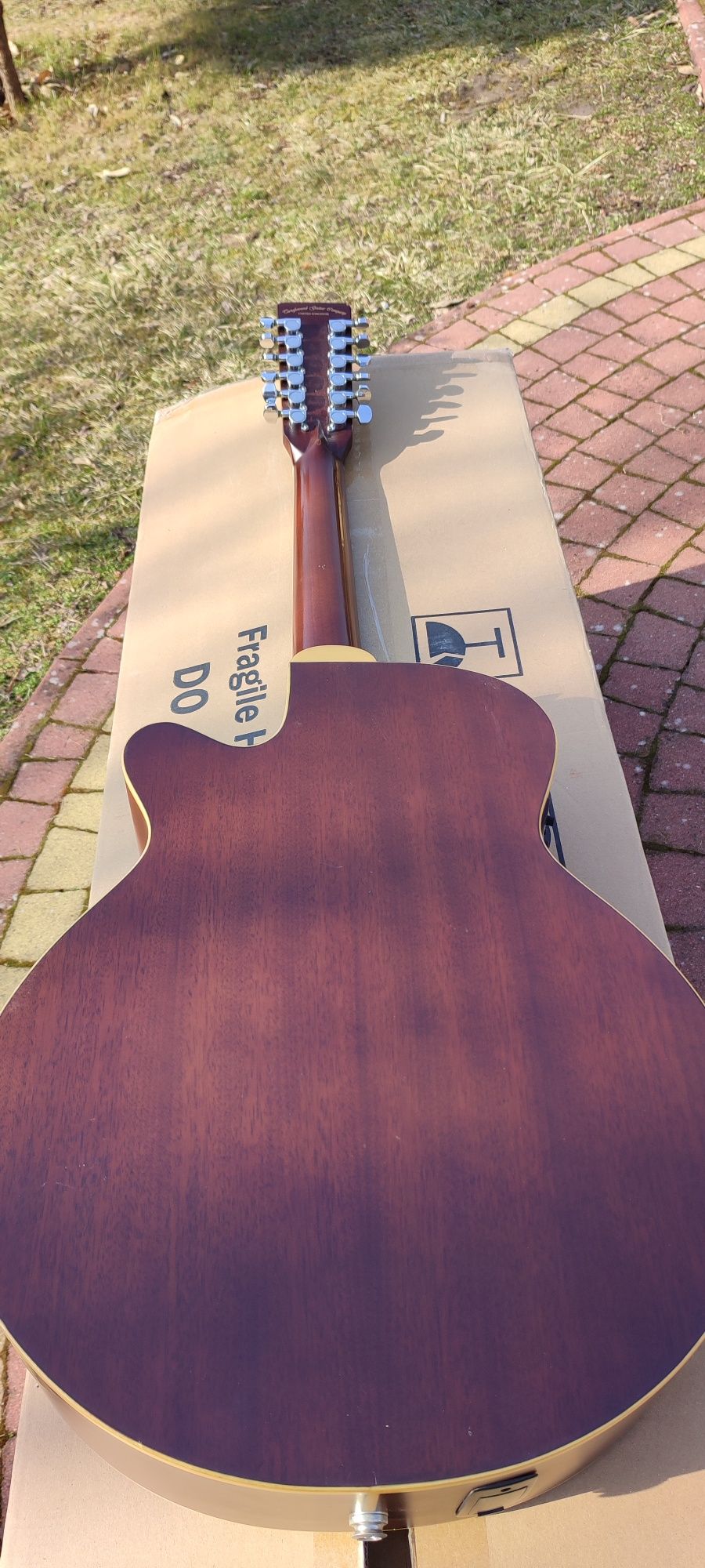 Gitara elektro-akustyczna 12 strunowa Tanglewood TW145/12SC