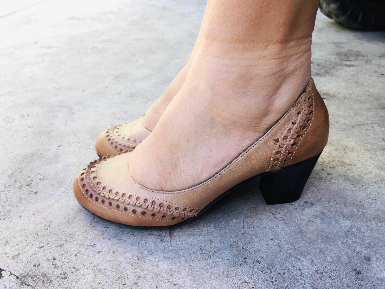 женские кожаные туфли