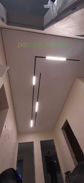 Натяжные потолки Ирпень. Ремонт потолка. Слив воды