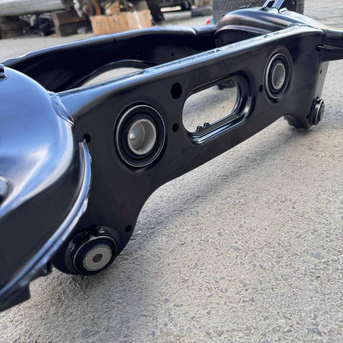 Балка Здня Подрамник Mercedes-Benz W212 W213 W204 W205 E\C-class ШРОТ