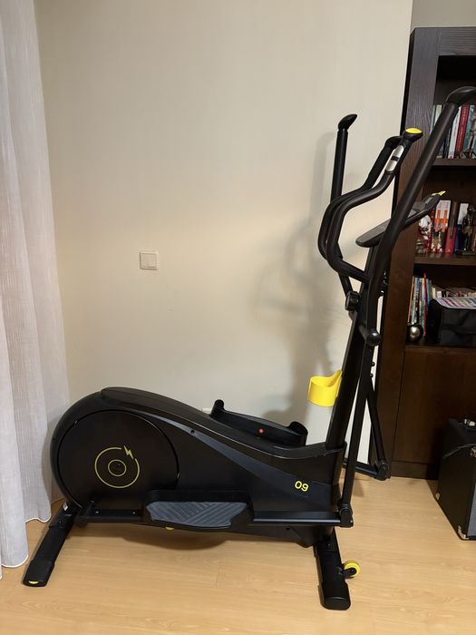 Elíptica Domyos 520 09