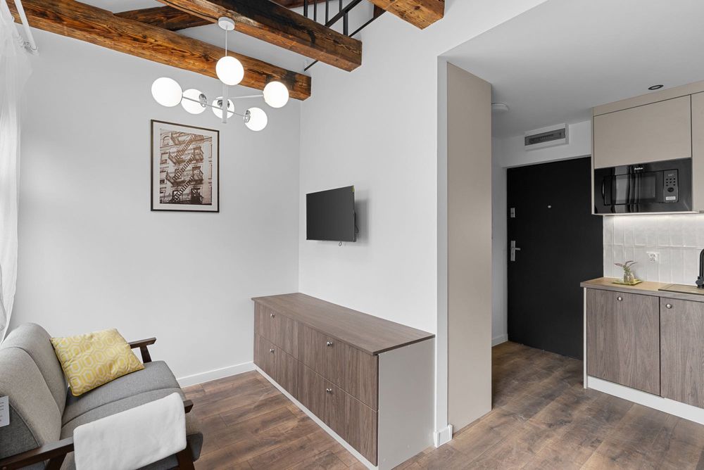 Kawalerk z  antresolą - świeżo po remoncie, ul.Siewna 17 Katowice