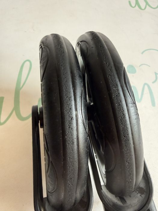 Bugaboo Fox / Fox2 / Fox3 komplet kół przód-tył koła czarne