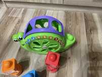 fisher-price ślimak z klockami