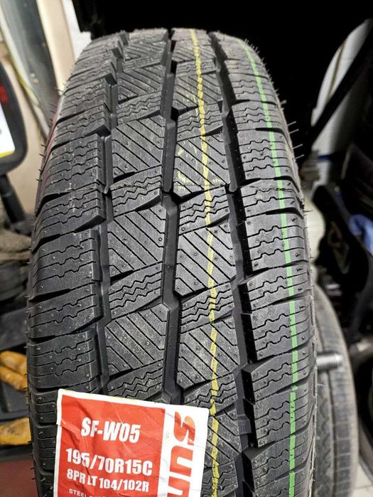 Нові шини 195/70R15C 8PR 104/102R Sunfull SF-W05