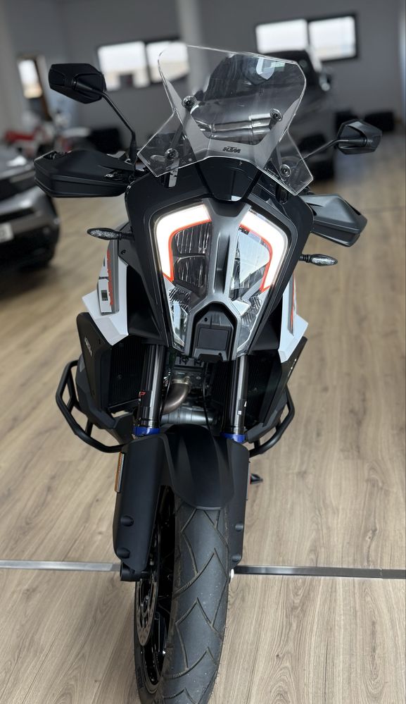 KTM 1290 Super Adventure de 2025