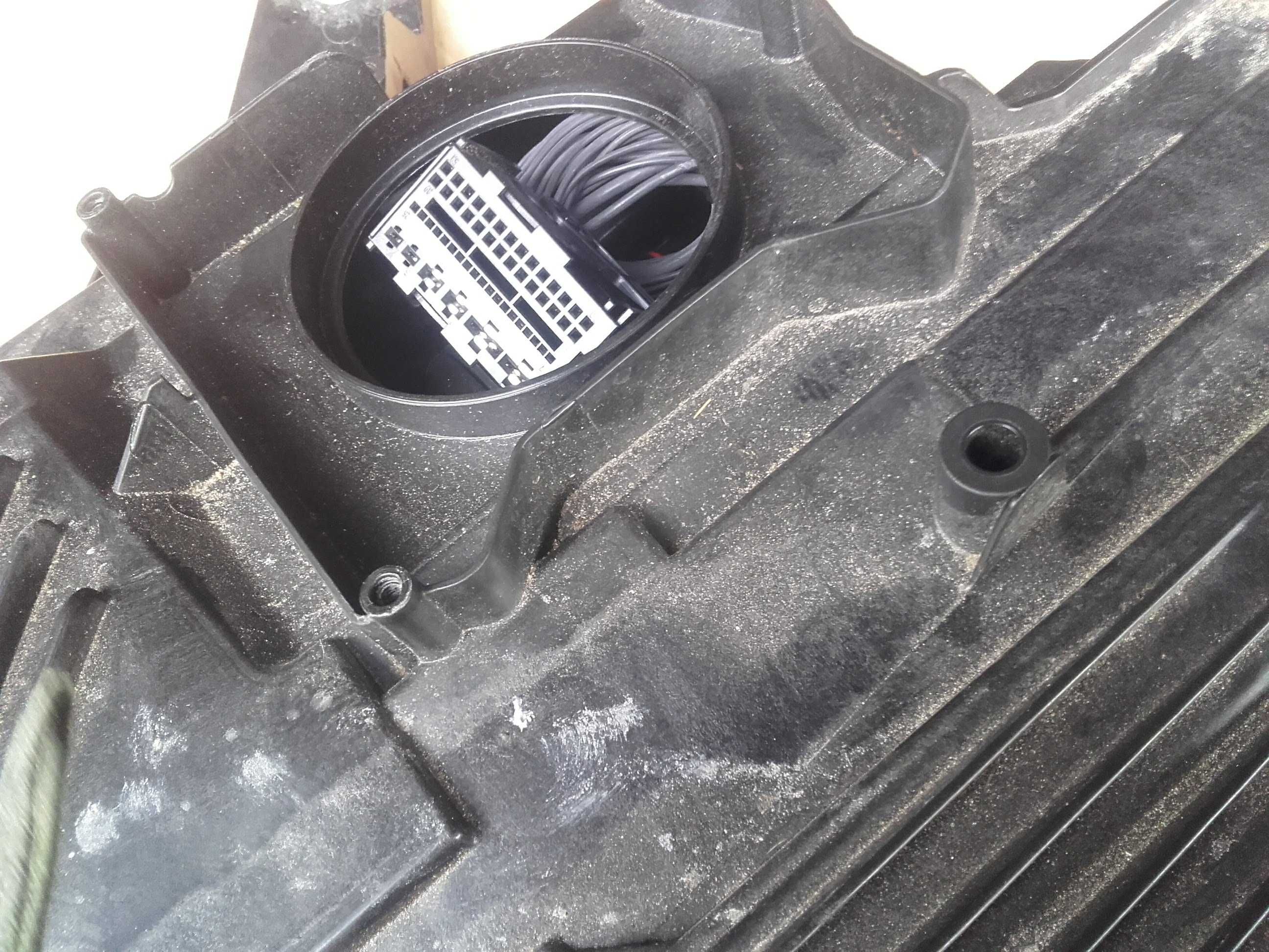 Lampa przednia Skoda Enyaq 2020-> nr4445