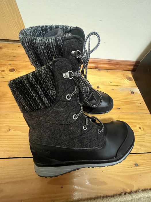 Жіночі черевики Salomon  на Waterproof