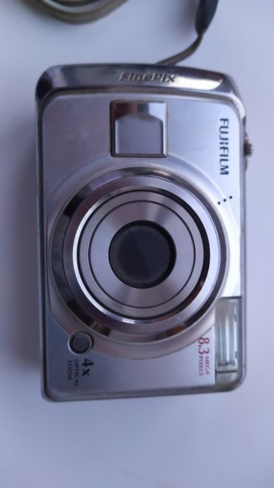 Цифровий фотоапарат Фуджї