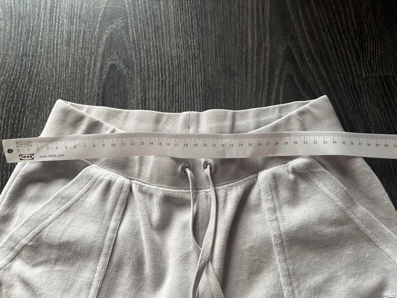 Juicy Couture szare dresy spodnie dresowe z ozdobnymi kieszeniami