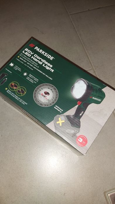 Parkside akumulatorowa lampa ręczna  led PHLA 20 Li a1