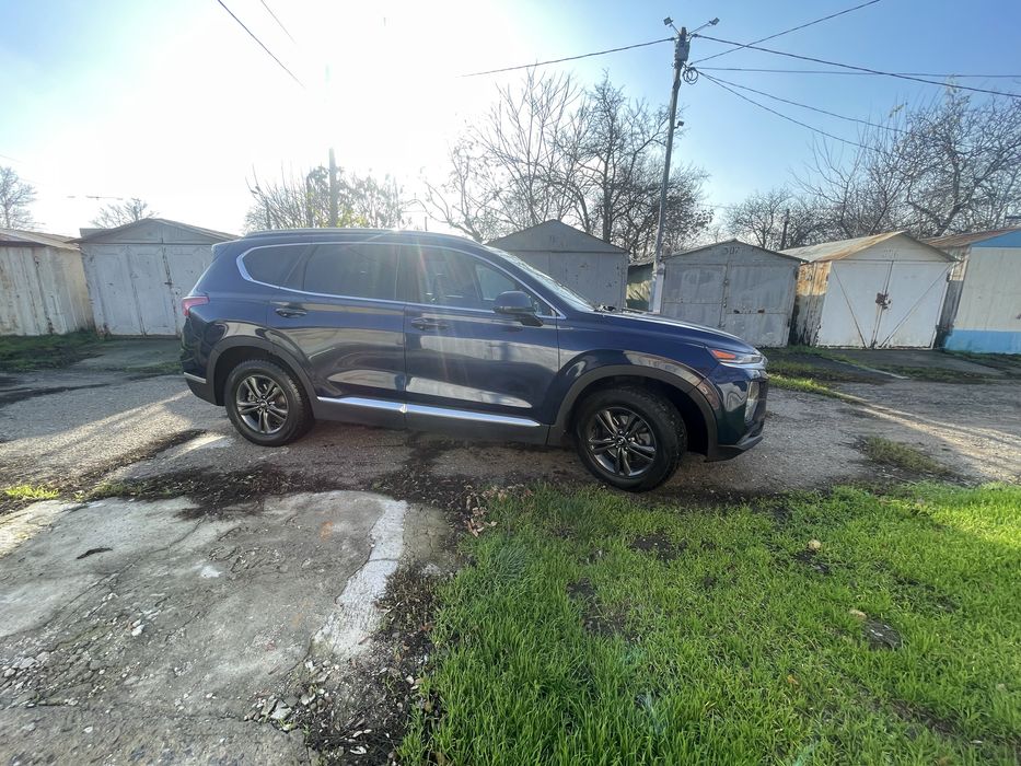 Продам Hyundai Santafe 2018 год