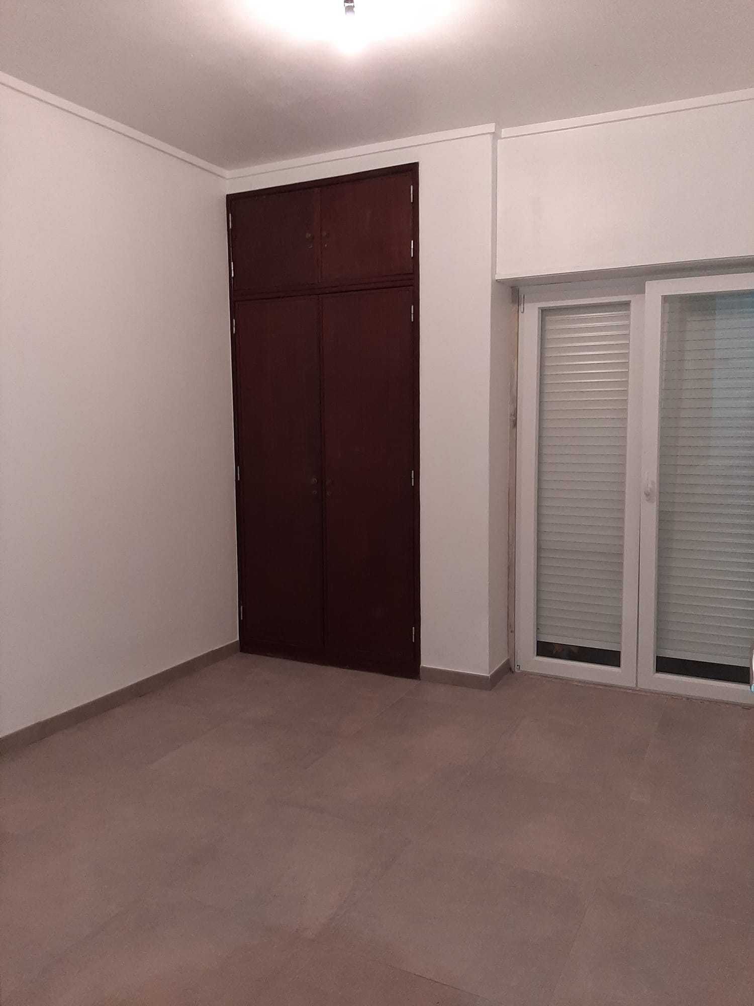 Apartamento T2 com 70m2 totalmente remodelado