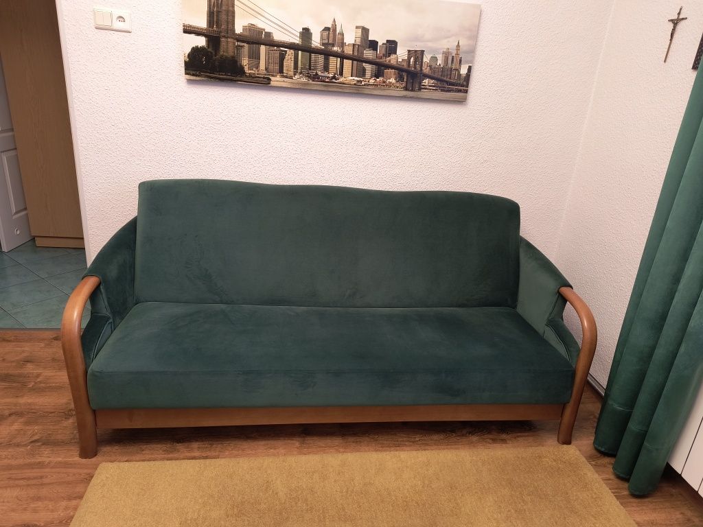 Sofa, dwa fotele plus pufa