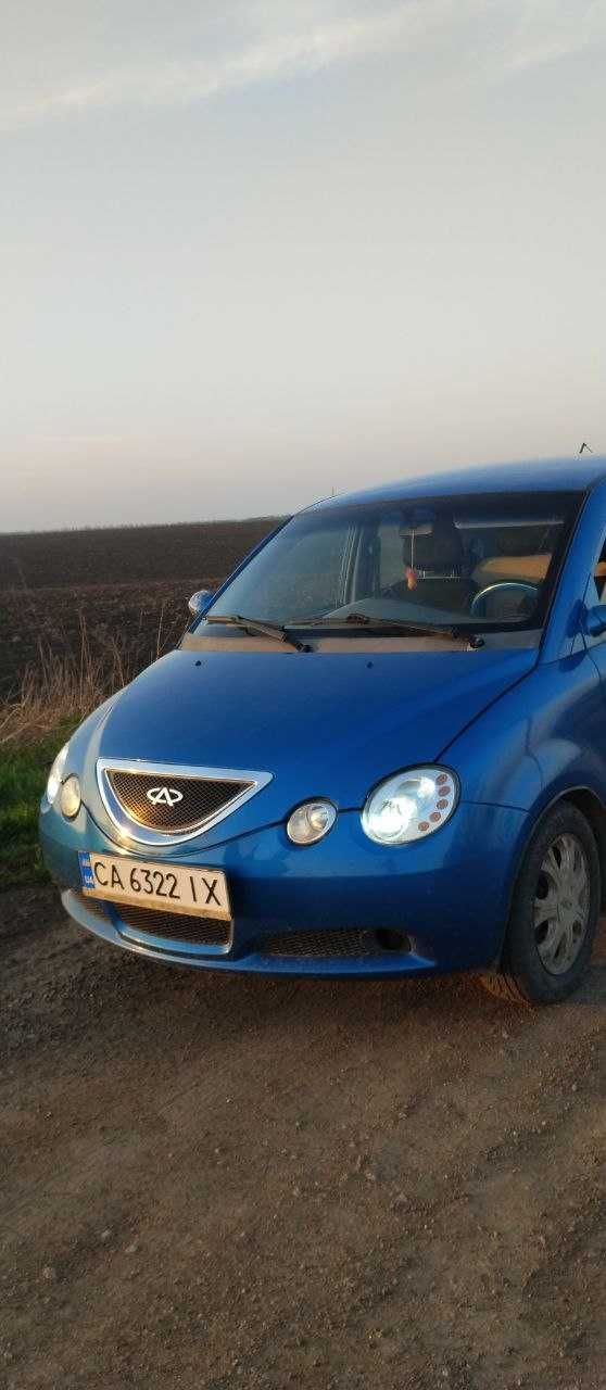 Продам машинку Chery