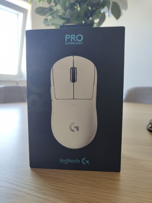 Rato Logitech G Pro X Superlight - Wireless