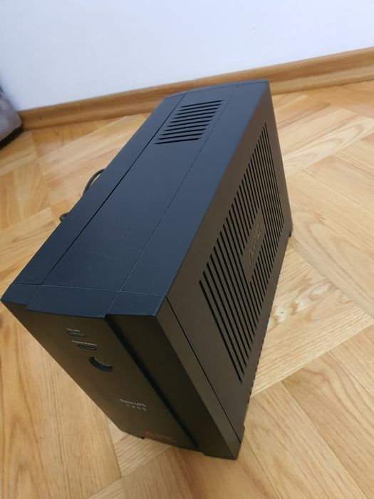 Безперебойник APC 1400w
