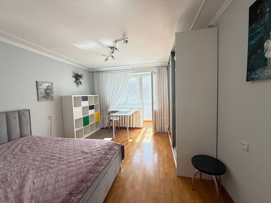 Оренда! 3-кімнатна квартира! Вул. Руська / Гравітон