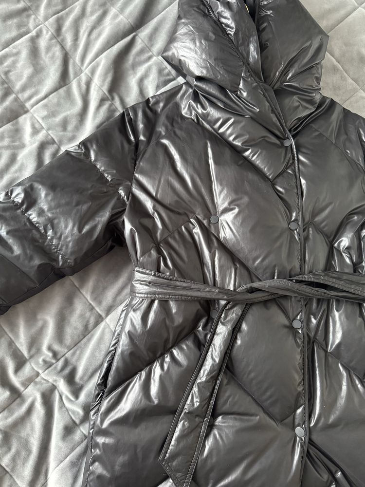Пухове пальто massimo dutti