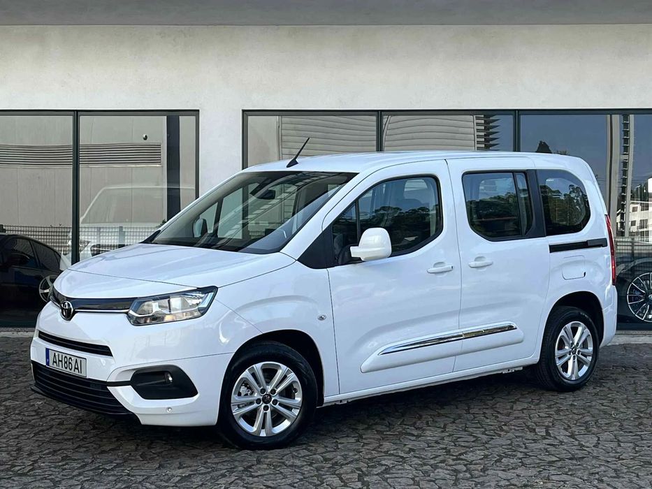 Toyota Proace City Verso 1.5D L1 Exclusive