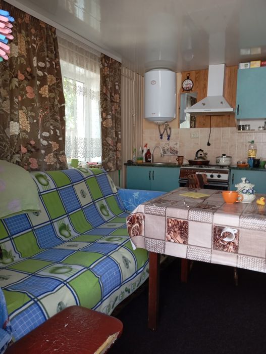 Продам будинок 3 гаражами,в 12 км.від м.Горохів!Або обмін!