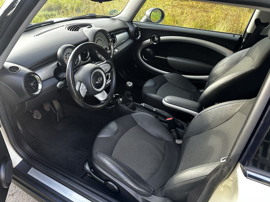 Mini Cooper 2010 rok 1.6 benzyna 120km serwis aso RATY bmw