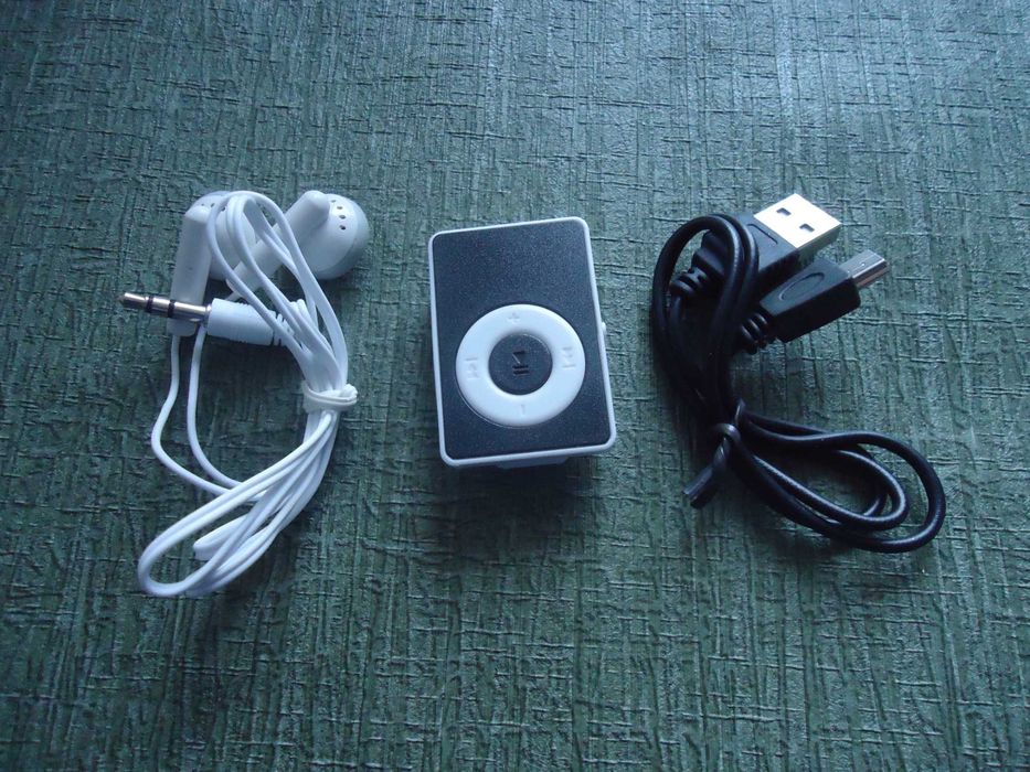 Przenośny cyfrowy odtwarzacz muzyczny Mini MP3  Player ze słuchawka