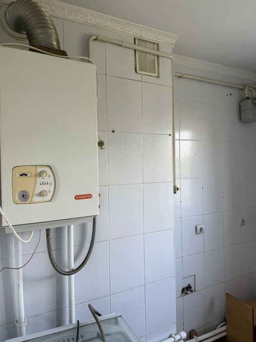 Продаж будинку у жилому стані