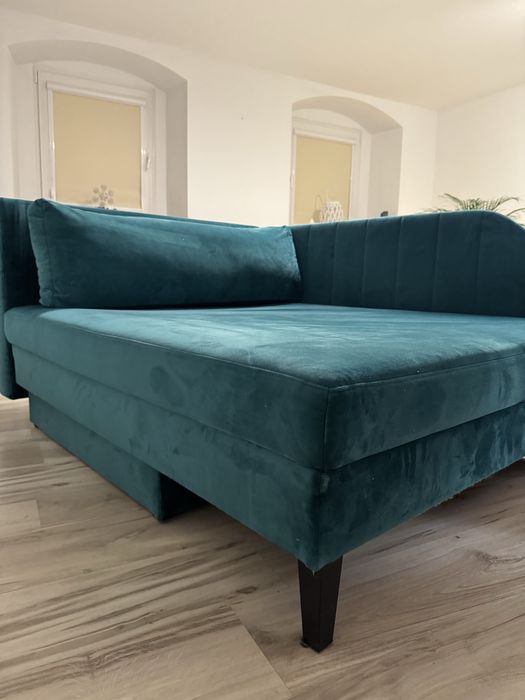 Łóżko rozkładane tapicerowane z pojmnikiem