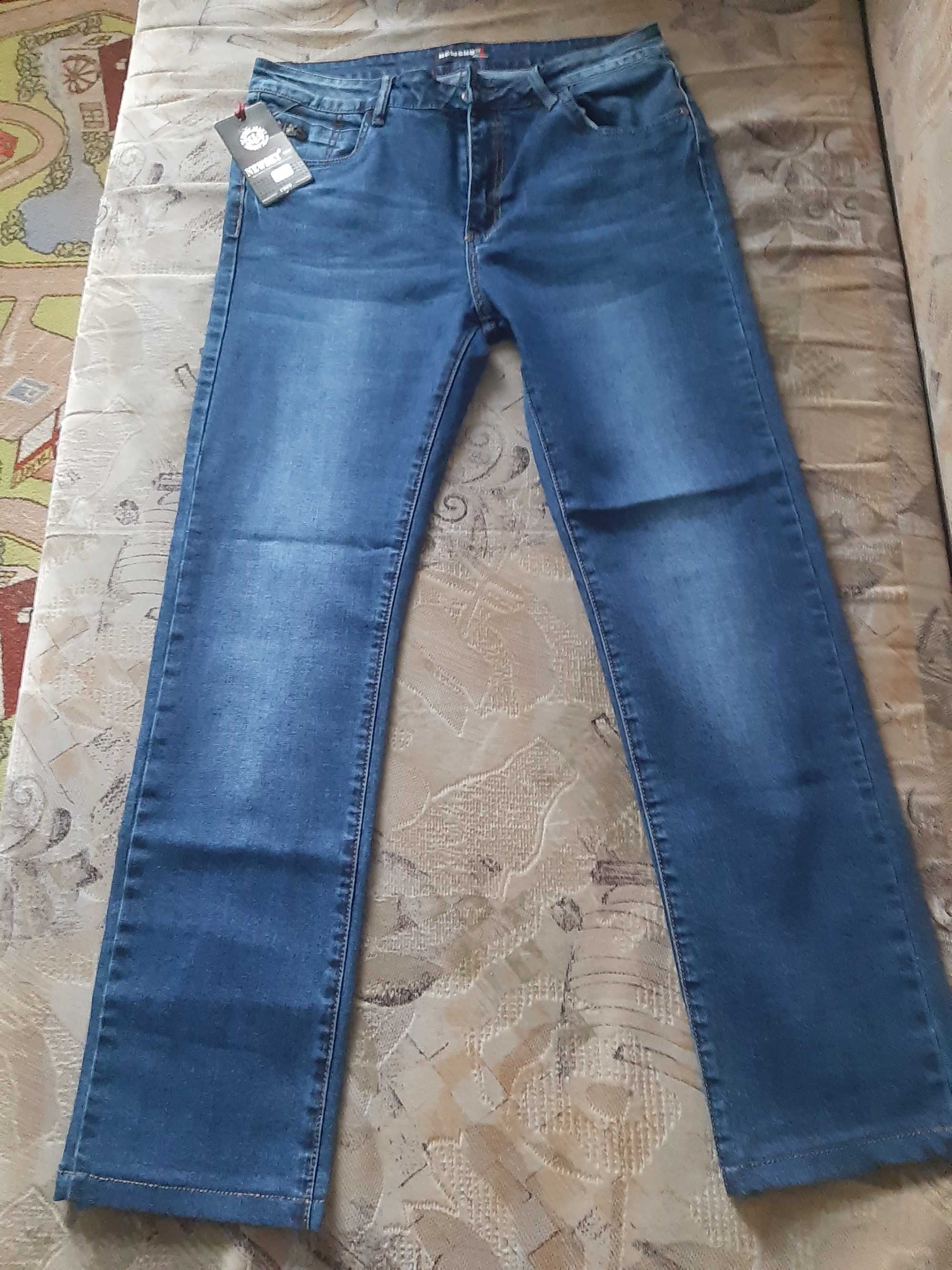 нові джинси жіночі 34 розмір NEVSKY