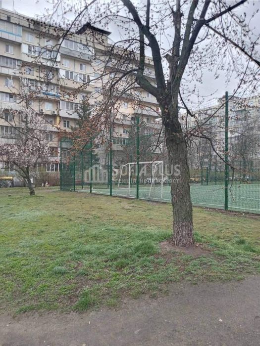 Срочно, ексклюзив! 4к, Архипенка Олександра вул. 10 В, недорого