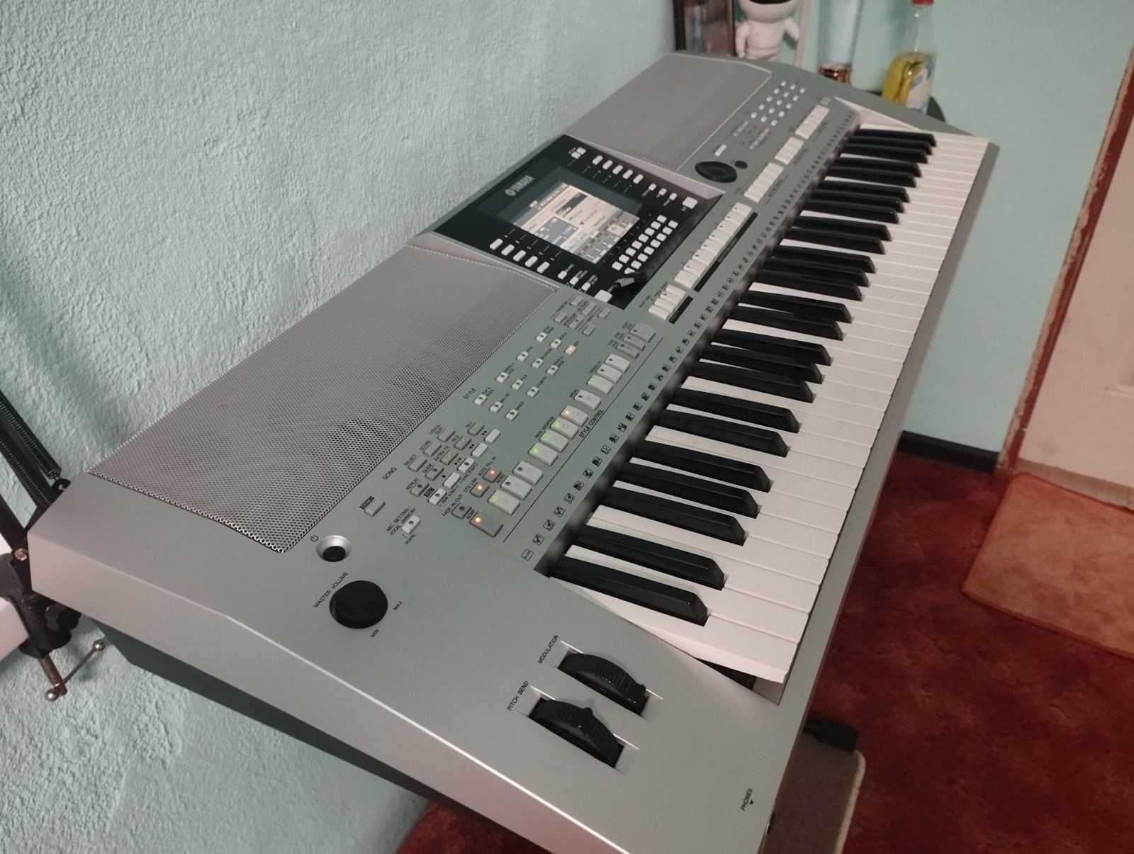 Синтезатор YAMAHA PSR-S910
