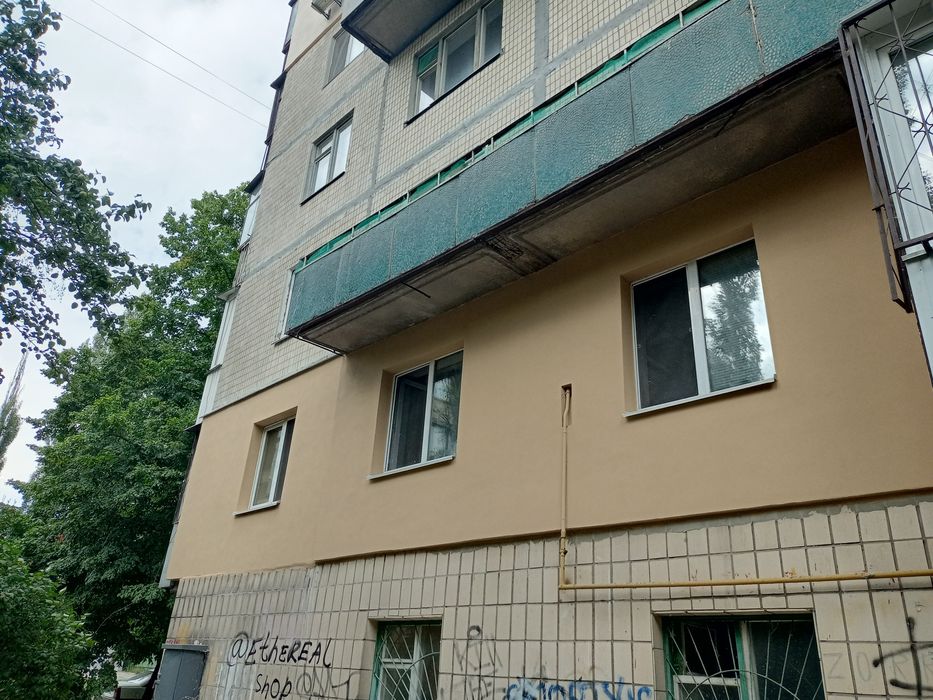 Утеплення фасадів квартир домов стін ззовні
