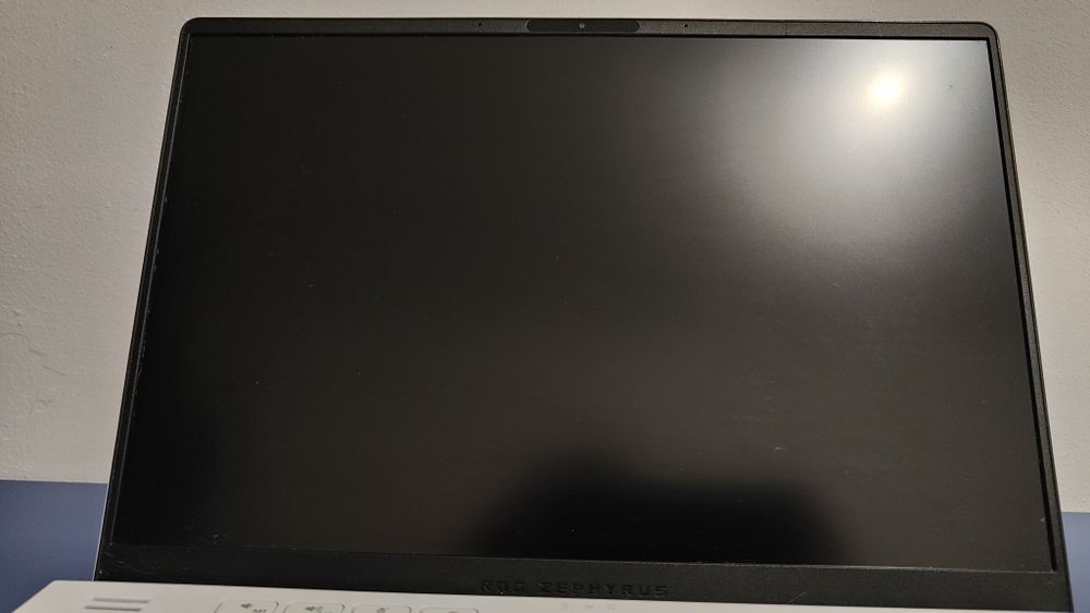 Asus ROG Zephyrus G14 2022 - Ryzen 9 6900HS | Radeon RX 6700S | 16Gb |