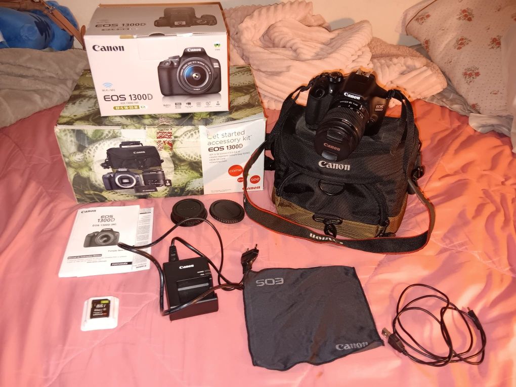 Vendo Canon EOS1300D + Kit completo