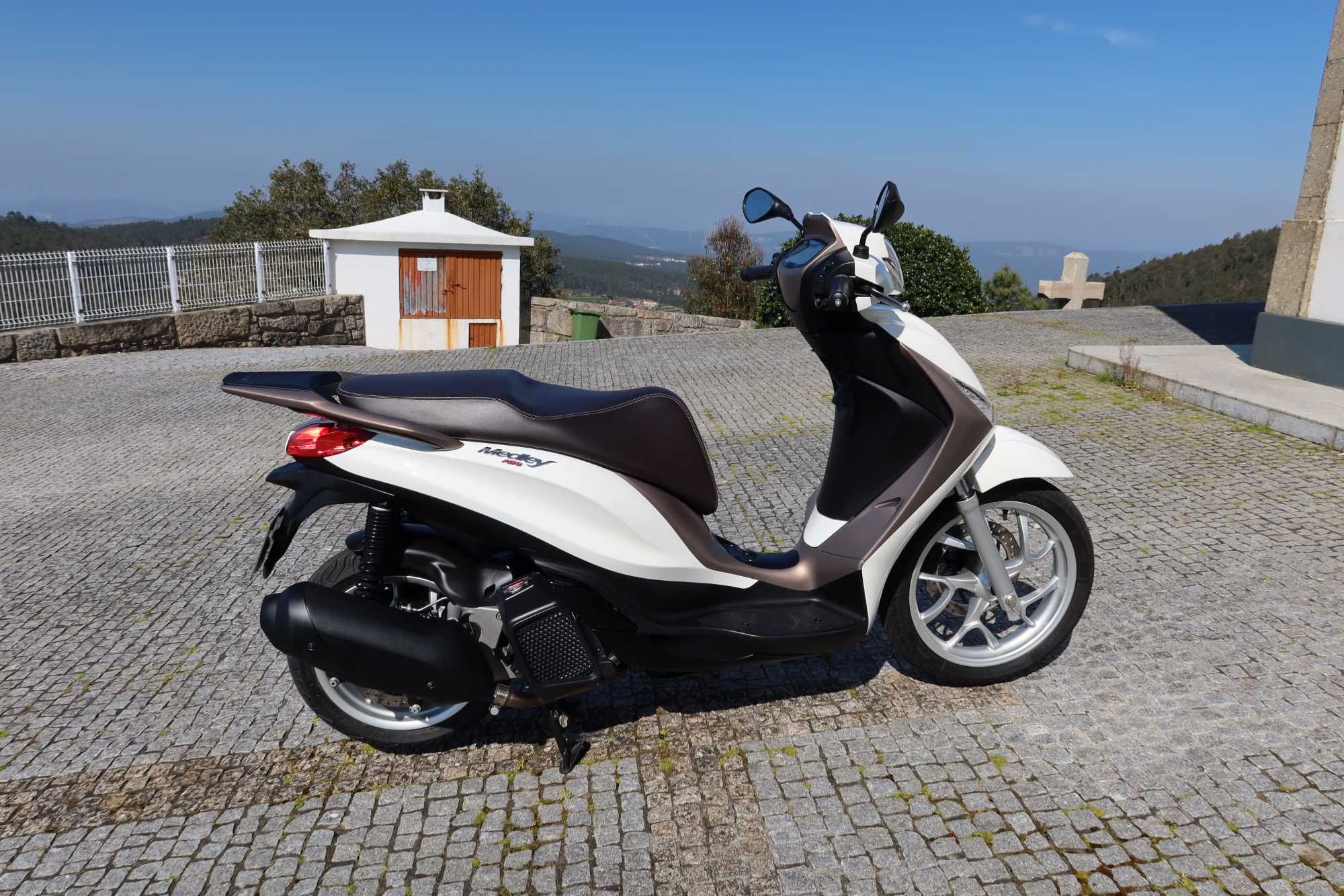 Piaggio Medley 125 (Abril/2022)