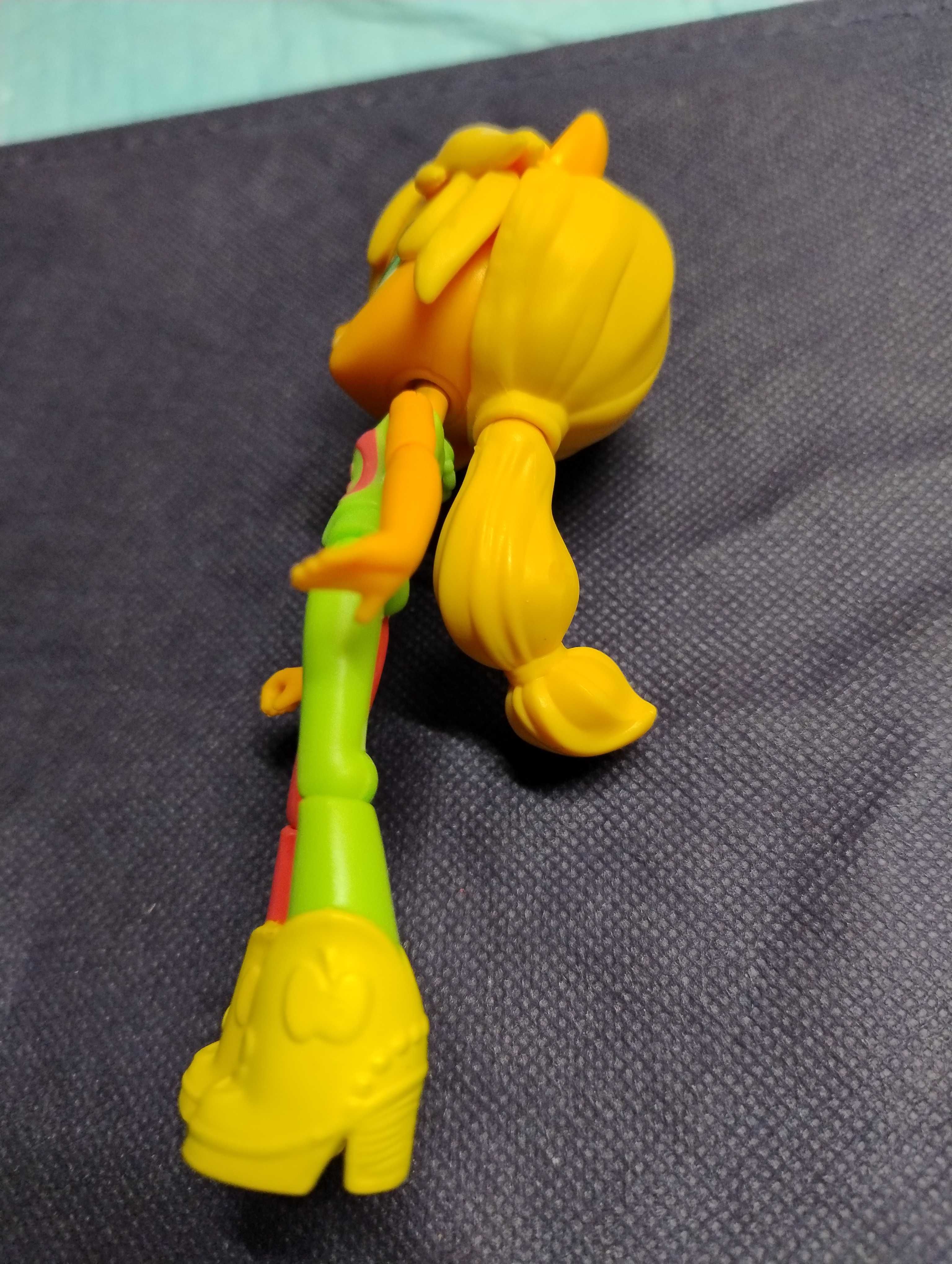 Piękna Lalka laleczka lala ma ruchome ręce nogi głowę Miś Fisher Price