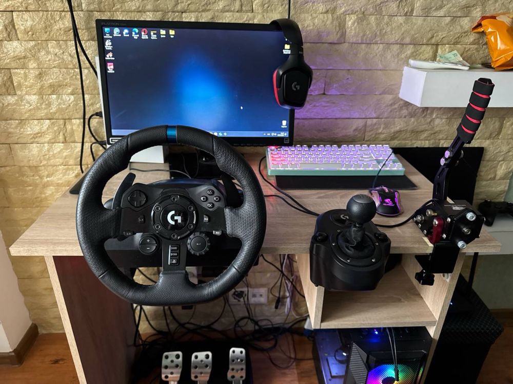 Руль logitech g923 + шифтер