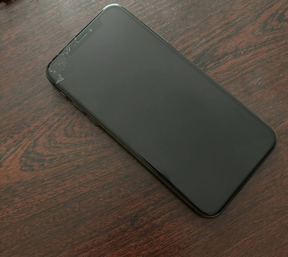 Sprzedam iPhone 10 X