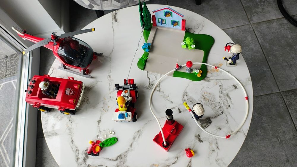 Playmobile zestaw straży pożarnej