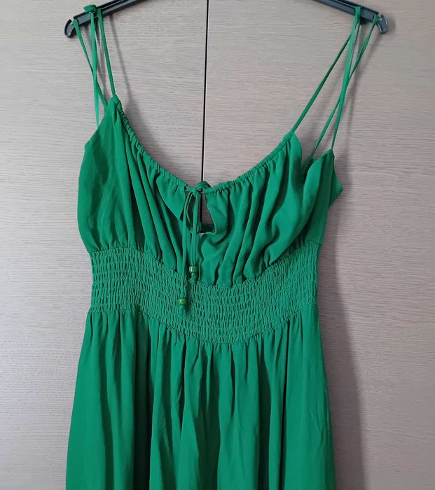 Zwiewna Sukienka Maxi na ramiączkach Nowa