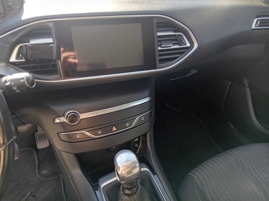 Peugeot 308 SW tecto panorâmico