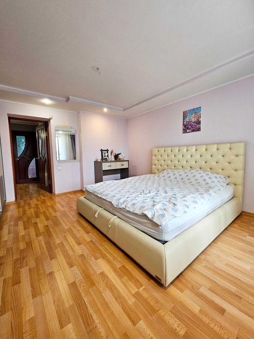 Продаж 3к квартири в цегляному будинку, Тихий Центр