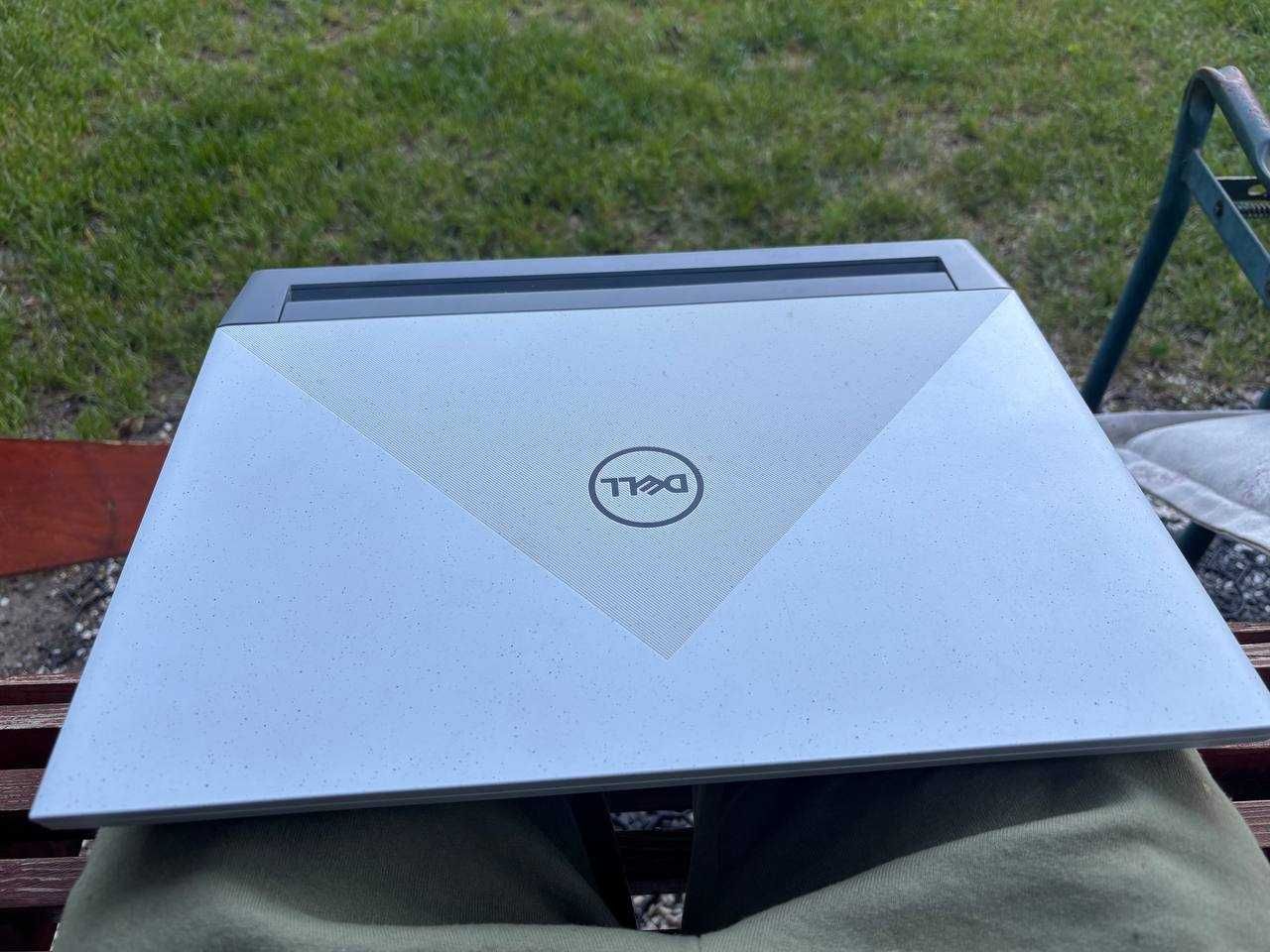 Laptop Gamingowy Dell G15 Ryzen Edition