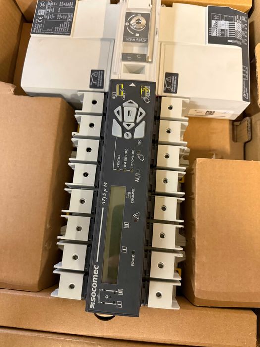 Przełącznik Socomec - ATyS p M 4P 63A 230/400V AC SZR  fv23%
