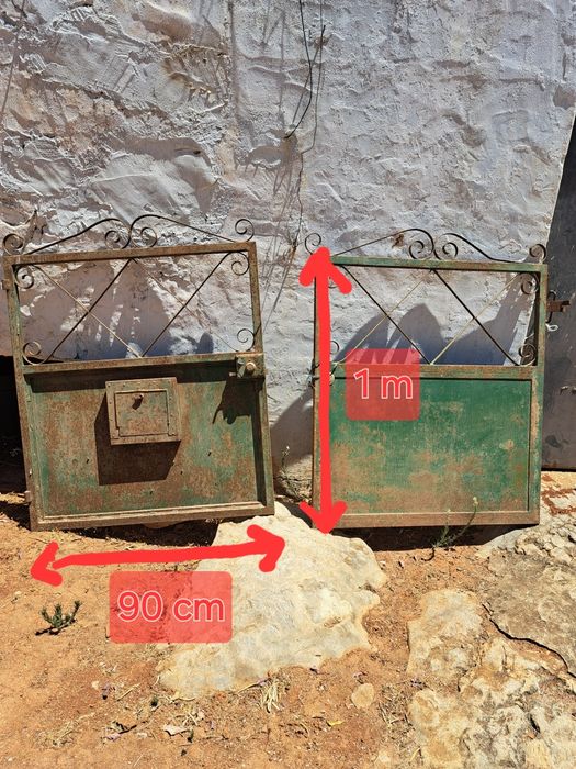 Portão antigo em ferro