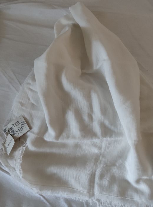 Chusta biała Reserved 103 x 103 cm