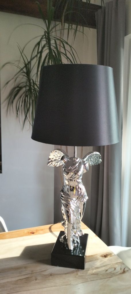 Kare Design Lampa Nike 650zł.