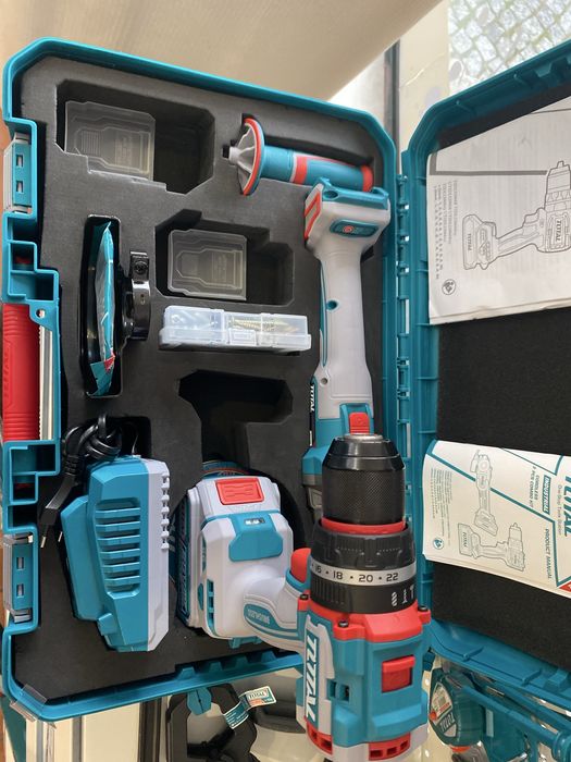 Kit aparafusadora com percussao + rebarbadora brushless a bateria